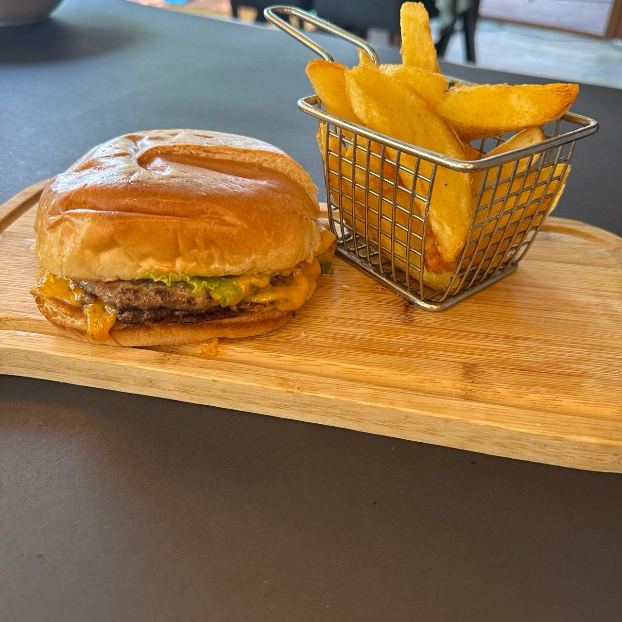 Basilic Cheese Burger