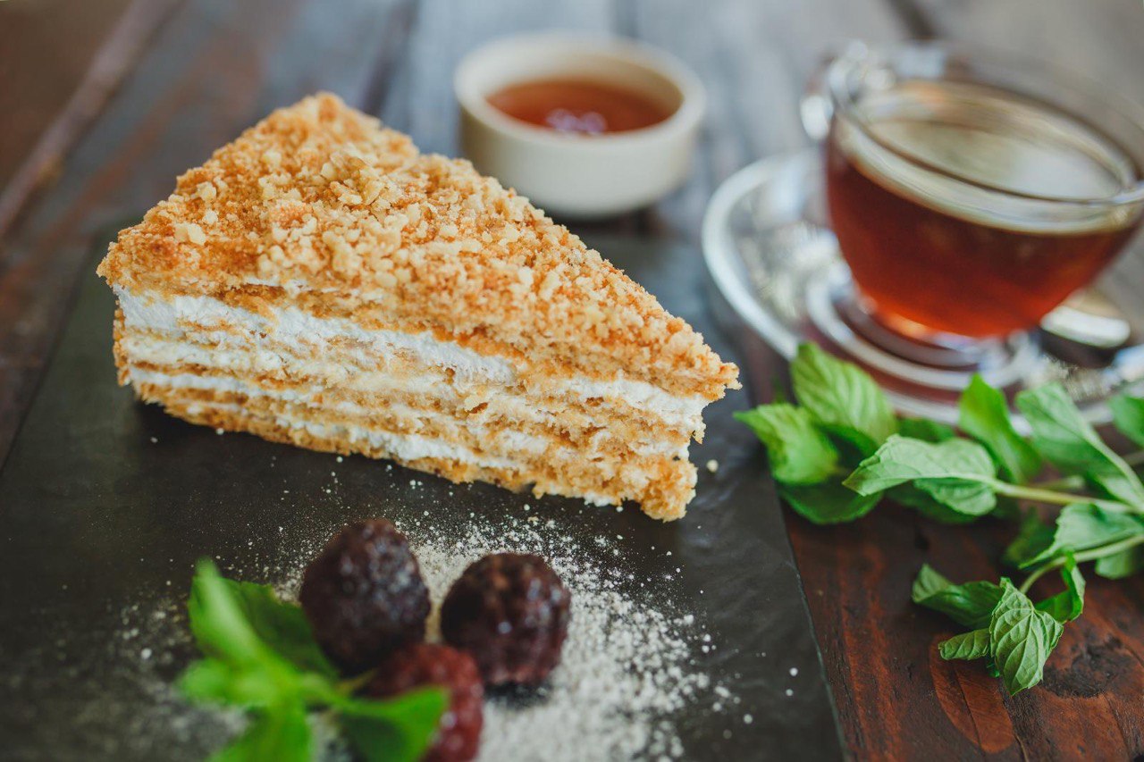 HONEY CAKE